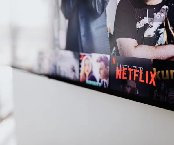 Séries streaming : les meilleures options légales