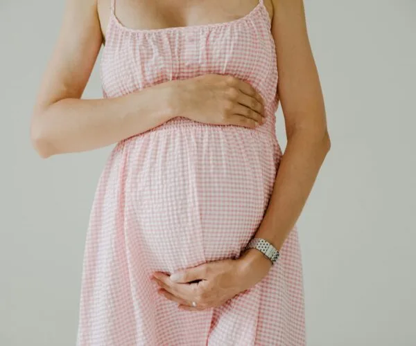 Le Bien-être de la Femme Enceinte: Une Priorité Essentielle