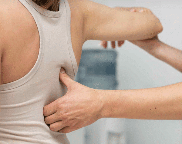 Cours de massage assis : apprenez à offrir détente et bien-être rapidement