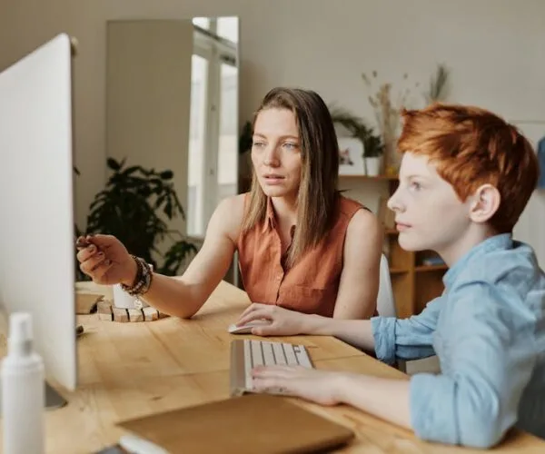 Regarder Neuilly sa mère avec abonnement streaming