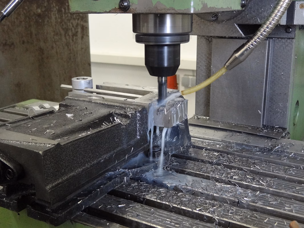 Optimiser sa précision en usinage : les secrets d’un équipement cnc performant