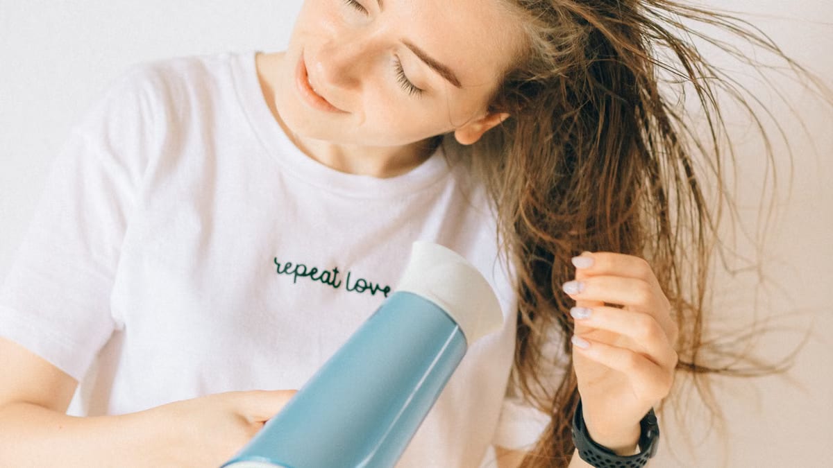 Routine quotidienne cheveux fins : le guide complet