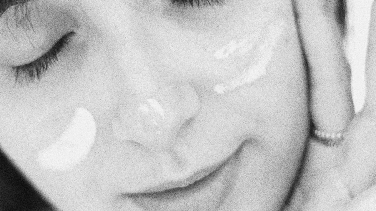 7 gestes anti-âge simples et efficaces à adopter dès 30 ans