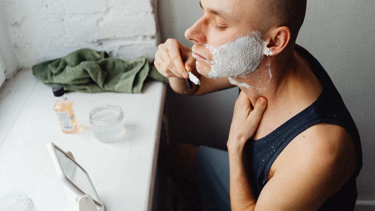 Routines de soins corporels pour les hommes : le guide complet