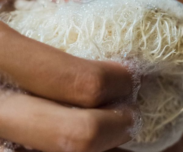 Soins corporels quotidiens : la routine complète pour une peau saine